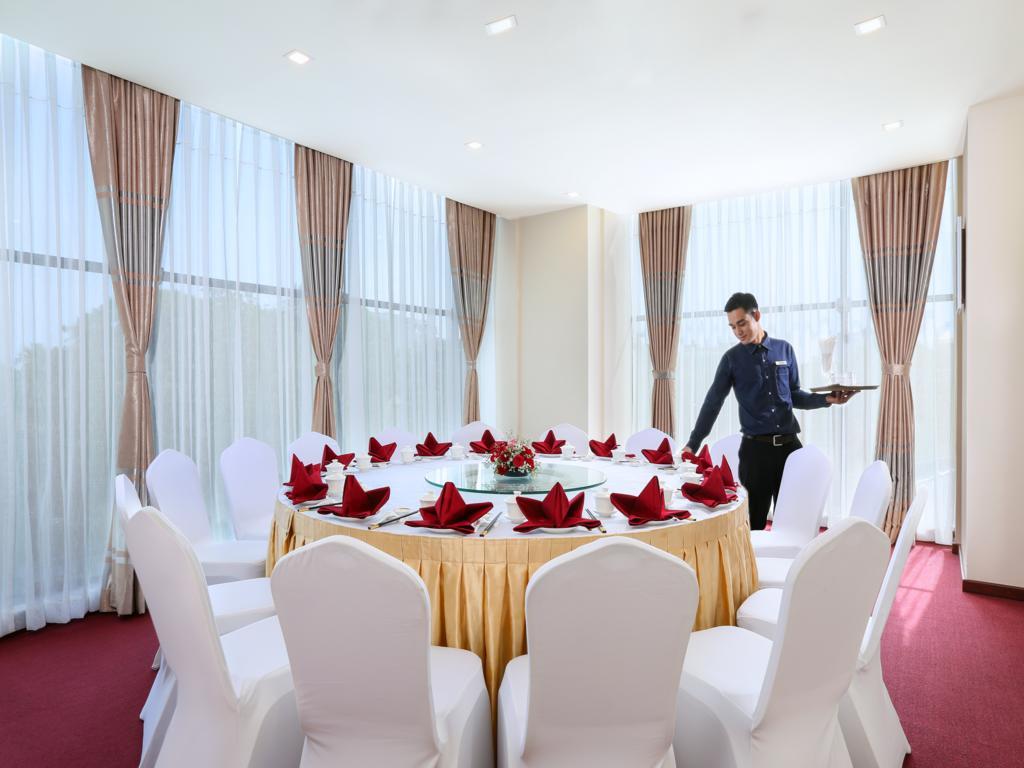 יאנגון Jasmine Palace מראה חיצוני תמונה